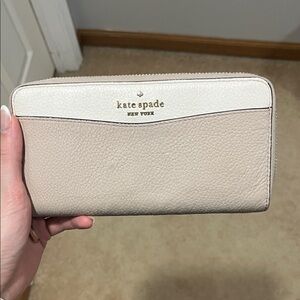 Kate Spade Cream and Tan Wallet